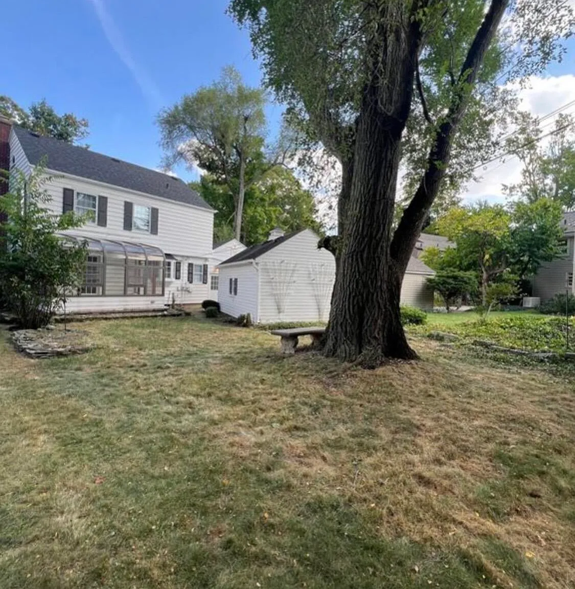 3 bed, 1.5 bath, 1812 sqft, $3,800 — Photo 2