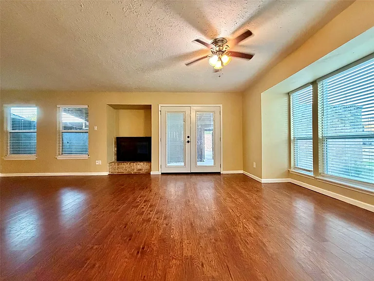 5800 Lumberdale Rd #86 — Photo 12