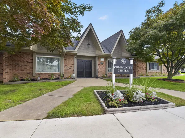 Belle Villa Lake, 956 Sumpter Rd #1a0, Belleville, MI 48111