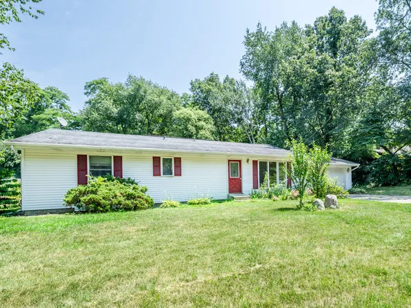 1601 S 15th St, Niles, MI 49120