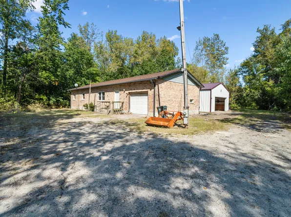 3747 S Wheeler Rd, Pembroke Township, IL 60958