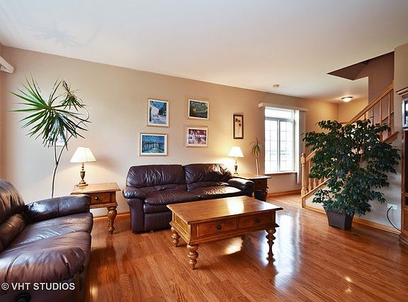 2nd image of 18517 Bellagio Cir