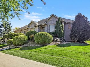 902 Winding Way, Middleton, WI 53562