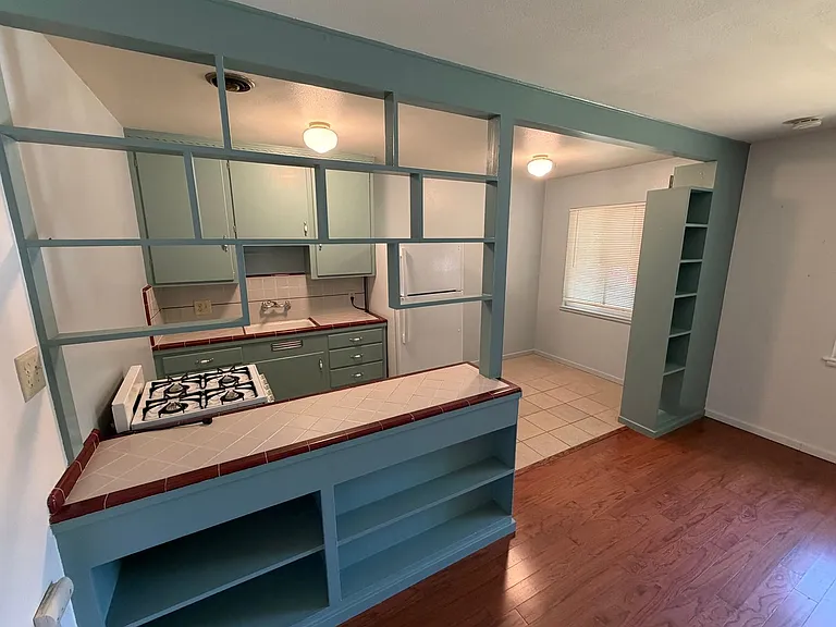 110 Ruth Court — Photo 4