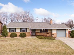 2117 Beam Ave, Saint Paul, MN 55109