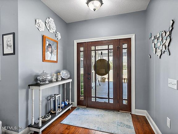 3rd image of 3775 RAINTREE Drive
