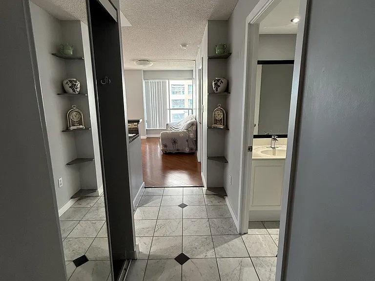 23 Lorraine Dr #1012 — Photo 9