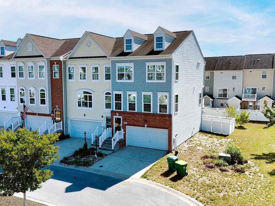 1st image of 29834 Plantation Lakes Blvd