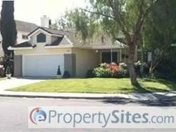 900 New Holland Dr, Brentwood, CA 94513