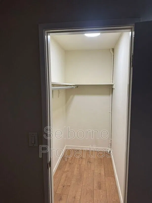 1 bed, 1.0 bath, 700 sqft, $2,095 — Photo 4