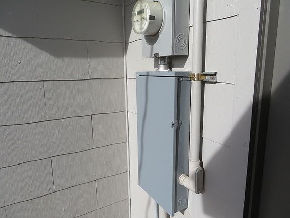 5th image of 1402 E 36th St