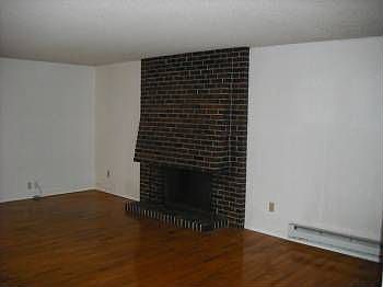 5th image of 18900 75th Ave W