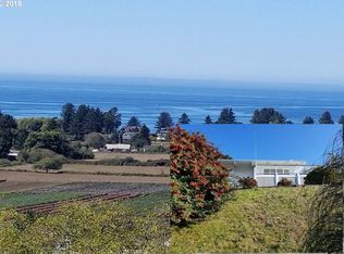 15693 Pelican Bay Dr, Brookings, OR 97415