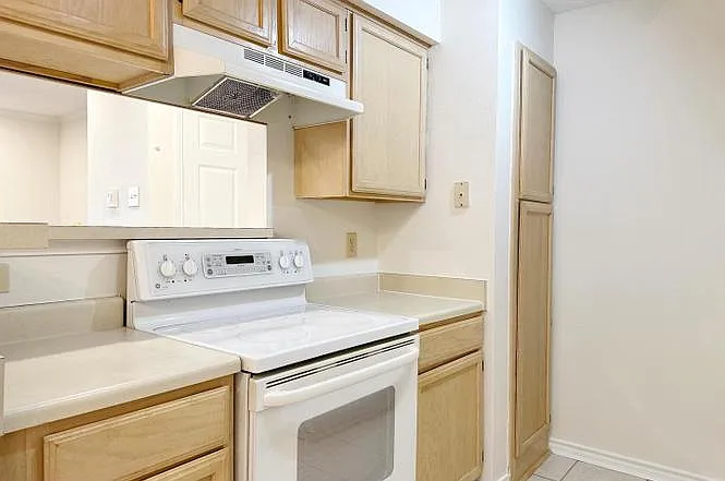 1523 Lincoln Way #204B — Photo 7