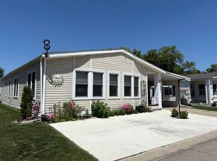 580 Mallard St, Rochester, MI 48309