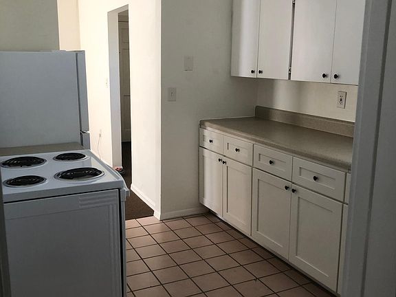 4th image of 404 S Osprey Ave #C