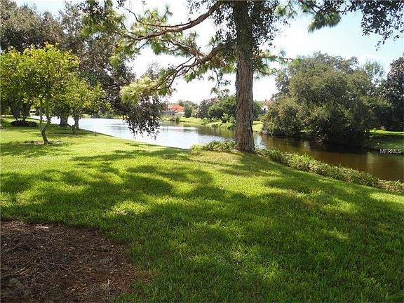4th image of 1280 Lakeside Woods Dr