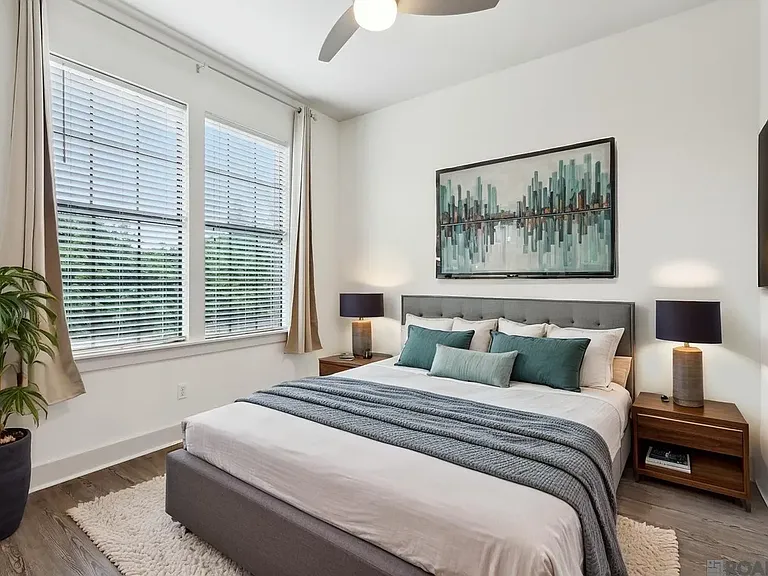 333 E Boyd Dr #16 — Photo 8