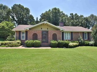 670 North Pkwy, Jackson, TN 38305