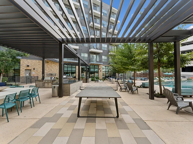 Heritage Plaza — Photo 7