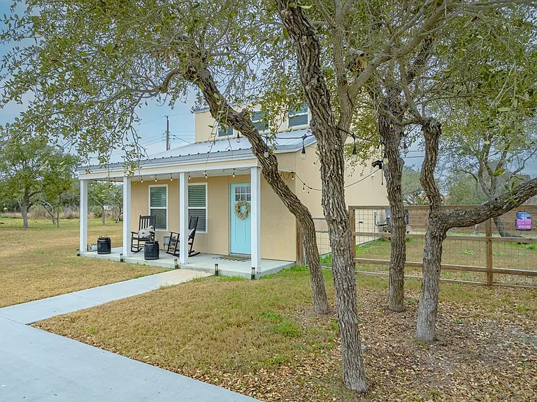 129 Palmetto Point Rd — Photo 3
