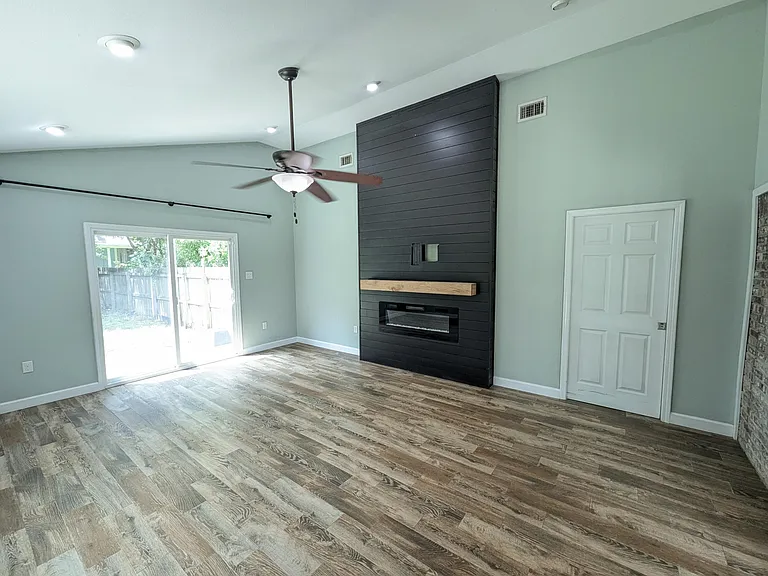 8717 Sand Pine Dr — Photo 14