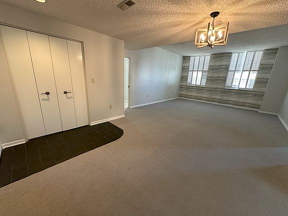 3rd image of 128 N 13th St APT 605