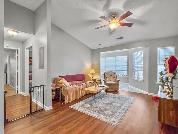 2nd image of 188 Midland Pkwy APT 310