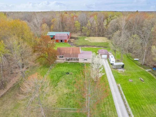 5075 Carter Rd N, Bentley, MI 48613