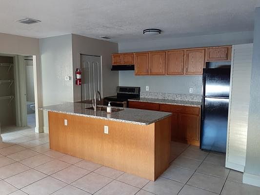 1st image of 1742 2nd Ave N APT 3