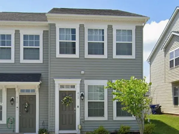 412 Pemberton Park Ln, Frederick, MD 21703