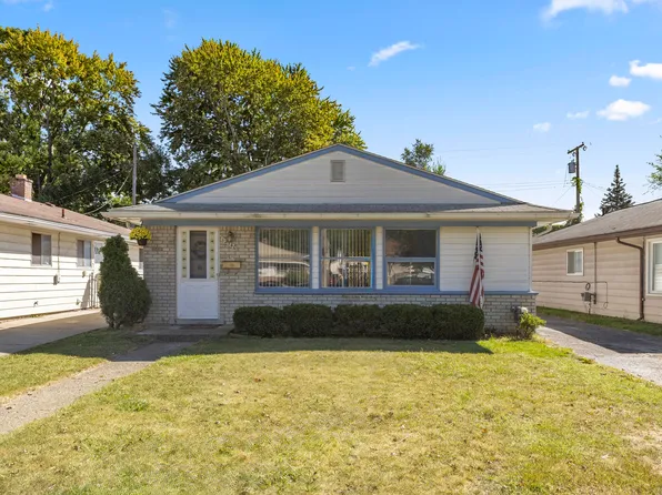 12140 Arcola St, Livonia, MI 48150