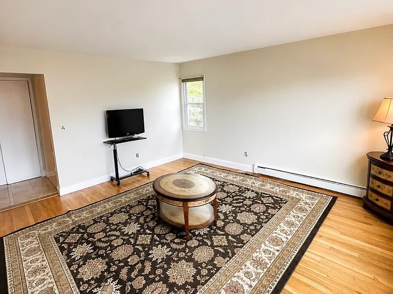 61 Mansion Ave #2 — Photo 7