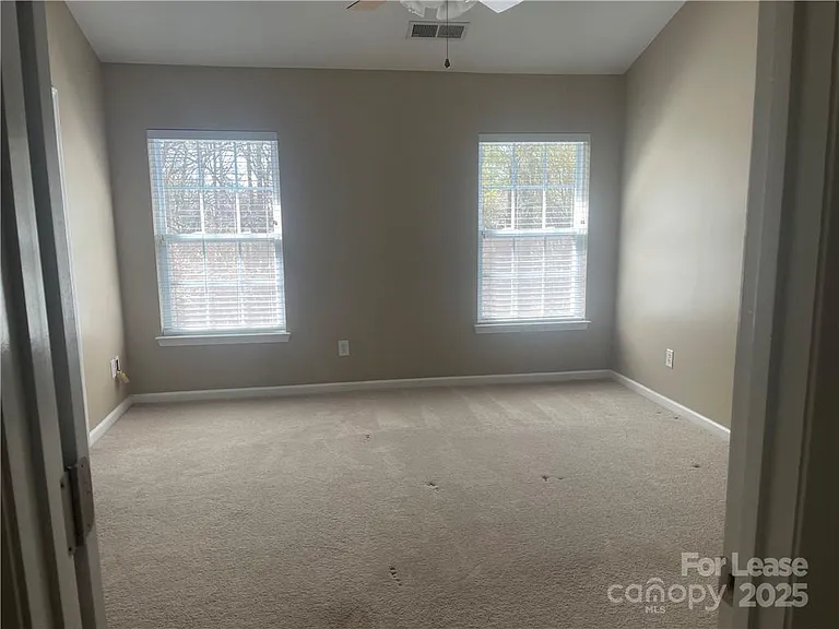 11917 Stratfield Place Cir — Photo 13