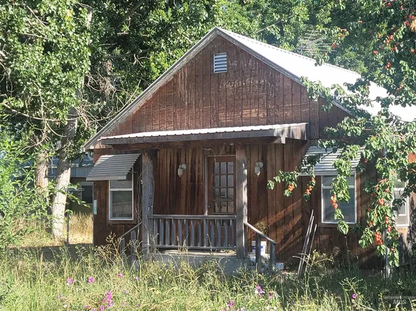 2910 NW 3rd Ave, Fruitland, ID 83619