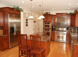13045 Spruce Hill Ct, Lemont, IL