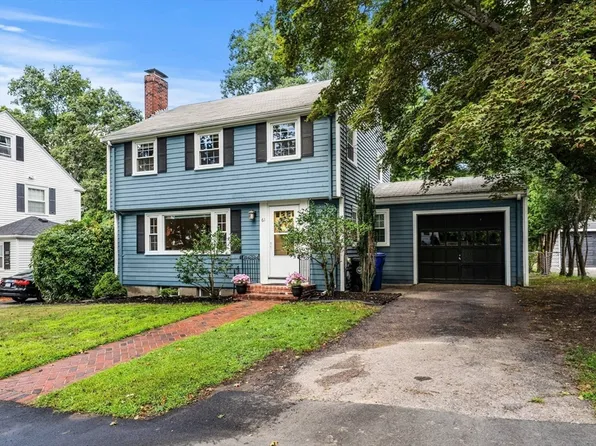 61 Elm St, Milton, MA 02186