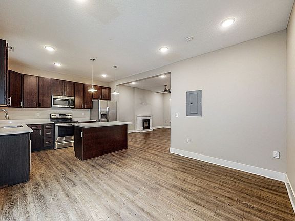 3rd image of 307 Washington Ave #4ac6054ec