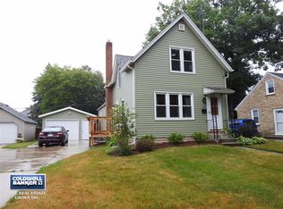 841 N 12th St, Manitowoc, WI 54220