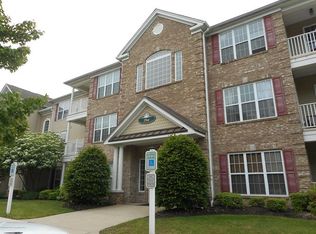 527 Sophee Ln, Lakewood, NJ 08701