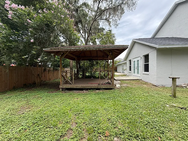 461 Via Florence Dr — Photo 11