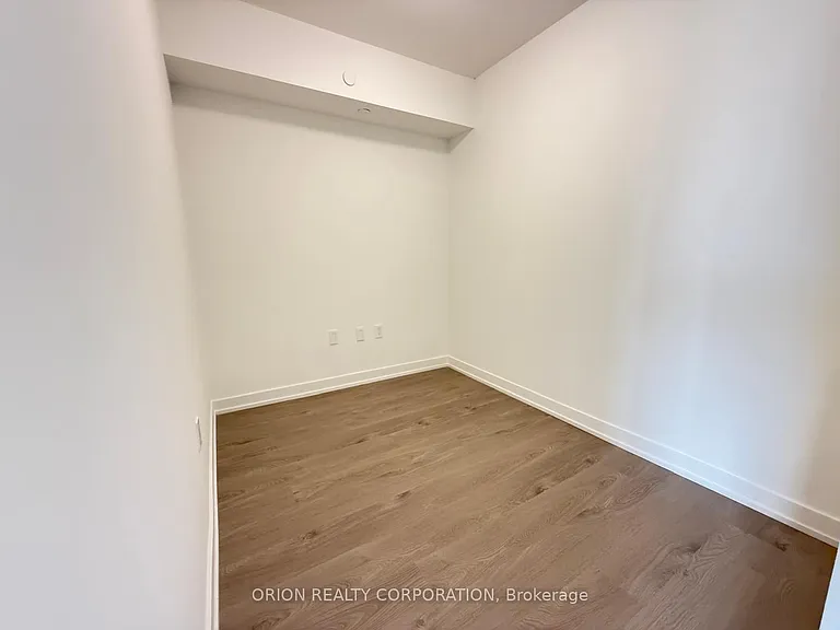 556 Marlee Ave #612 — Photo 14