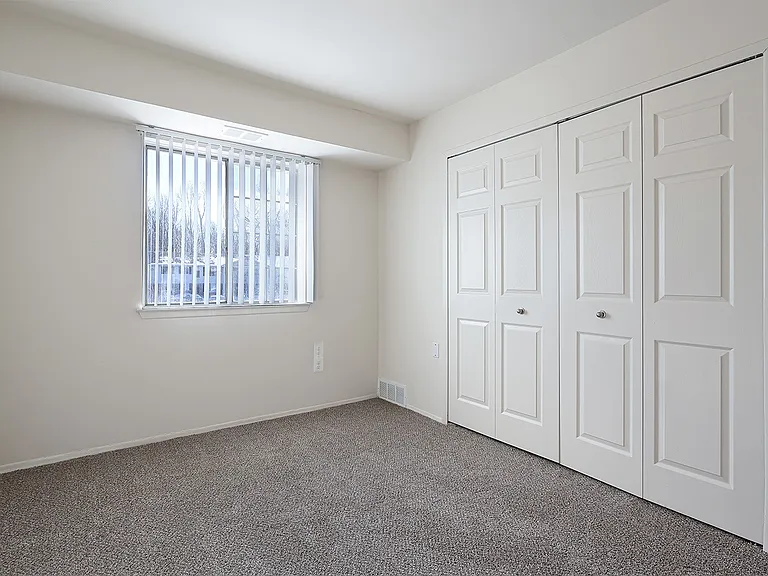 Cherokee Hills Apartments — Photo 15