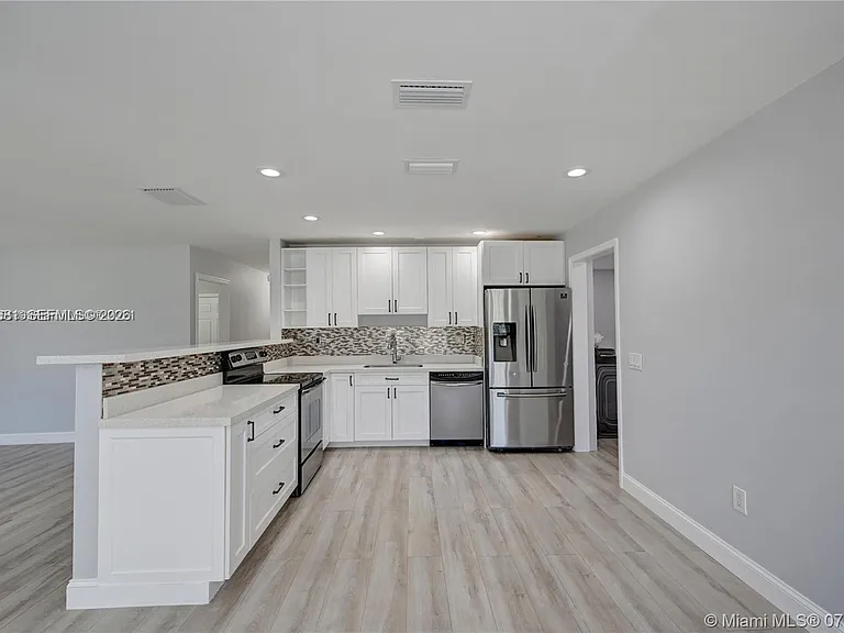 3673 W Valley Green Dr #42 — Photo 3