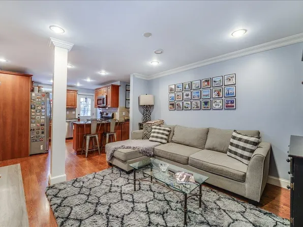 403 Adams Street image 3 of 23