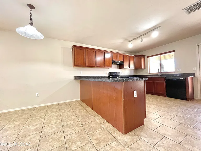 11889 W Heyburn Dr — Photo 11