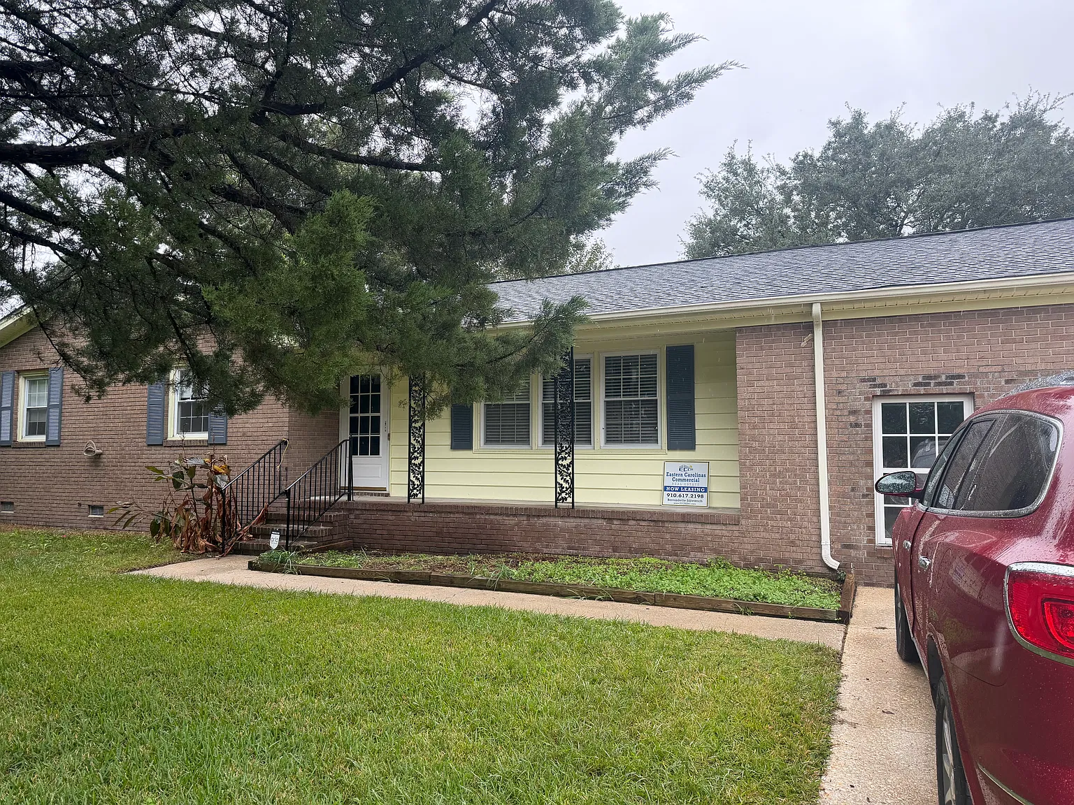 3 bed, 1676 sqft, $2,300 — Photo 1