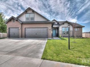 1817 N Thistle St, Kuna, ID 83634