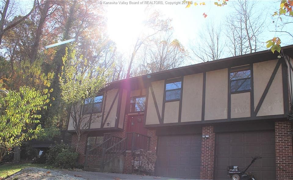 1st image of 17 Sherry Cir