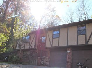 17 Sherry Cir, Cross Lanes, WV 25313